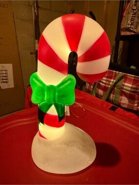 Festive Red & White Candy Cane Accent with Green Bow Mini Mold